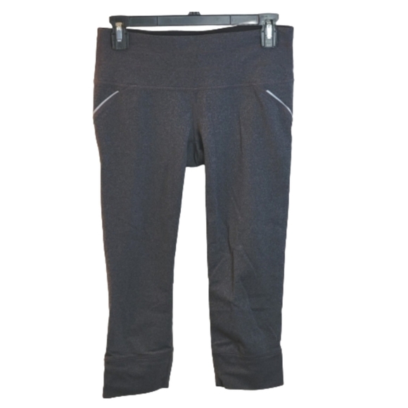 Athleta Relay Crop Reflective Leggings Gray Size S Style 862109 - Picture 2 of 8